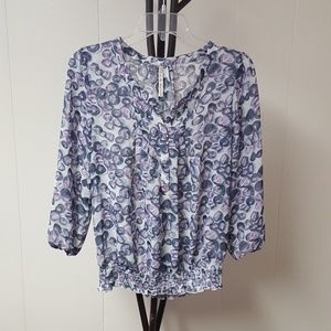 Leo & Nicole Sheer Peasant Blouse